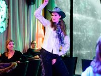 Croissants et Corsets  Brunch Burlesque par la troupe du Burlesque Moulin