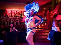Brunch Burlesque  La troupe de Burlesque Moulin au Biz de Paris le 19 mars