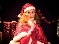 Holiday on Heels 2017  Troupe de Burlesque Moulin : Elena