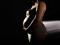 Aude  Aude et Thomas, huitième mois de grossesse, petite Alicia attendue pour dans deux à trois semaines